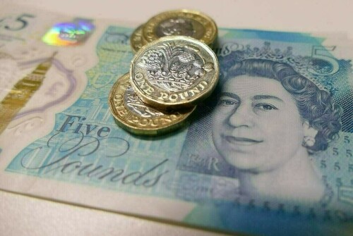 Sterling bows to dollar strength after UK GDP data Sterling bows to dollar strength after UK GDP data