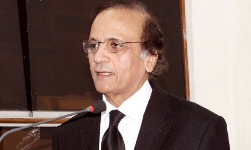 Ex-CJP Tassaduq Hussain Jillani to head commission probing IHC judges' allegations Ex-CJP Tassaduq Hussain Jillani to head commission probing IHC judges' allegations