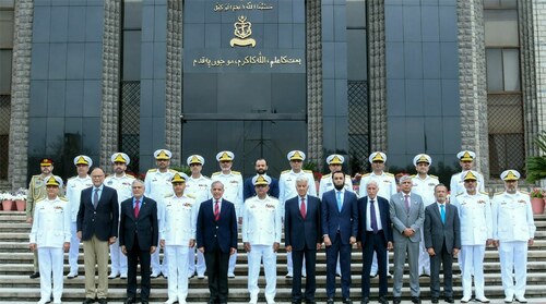 PM lauds services of Pakistan Navy to safeguard maritime interest of country PM lauds services of Pakistan Navy to safeguard maritime interest of country