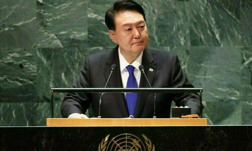 South Korea&rsquo;s Yoon urges doctors to end impasse over trainees