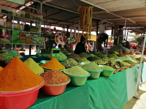 Islamabad's Sunday Bazaar reveals city's diverse socioeconomic landscape