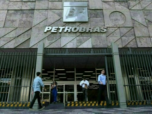 Brazil&rsquo;s Petrobras cuts jet fuel prices by 1.3% in key markets
