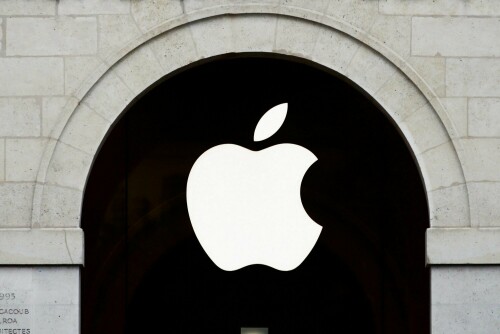 Apple&rsquo;s India iPhone output hits $14bn, Bloomberg News reports