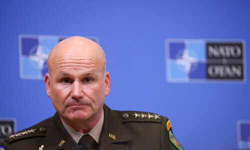 US general warns time running out for Ukraine without US aid