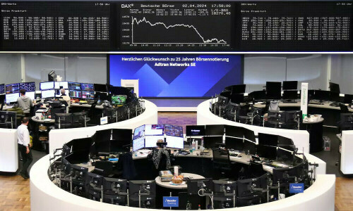 European equities diverge at open before ECB European equities diverge at open before ECB