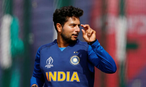 Fit-again Kuldeep back in elements in return to IPL action