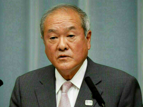 Japan&rsquo;s finance minister watches FX moves closely after dollar surges