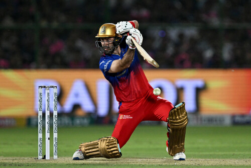 Glenn Maxwell takes indefinite &lsquo;mental and physical break&rsquo; from IPL