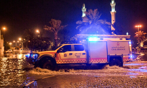Heavy storms soak Gulf as Oman toll rises to 18 Heavy storms soak Gulf as Oman toll rises to 18