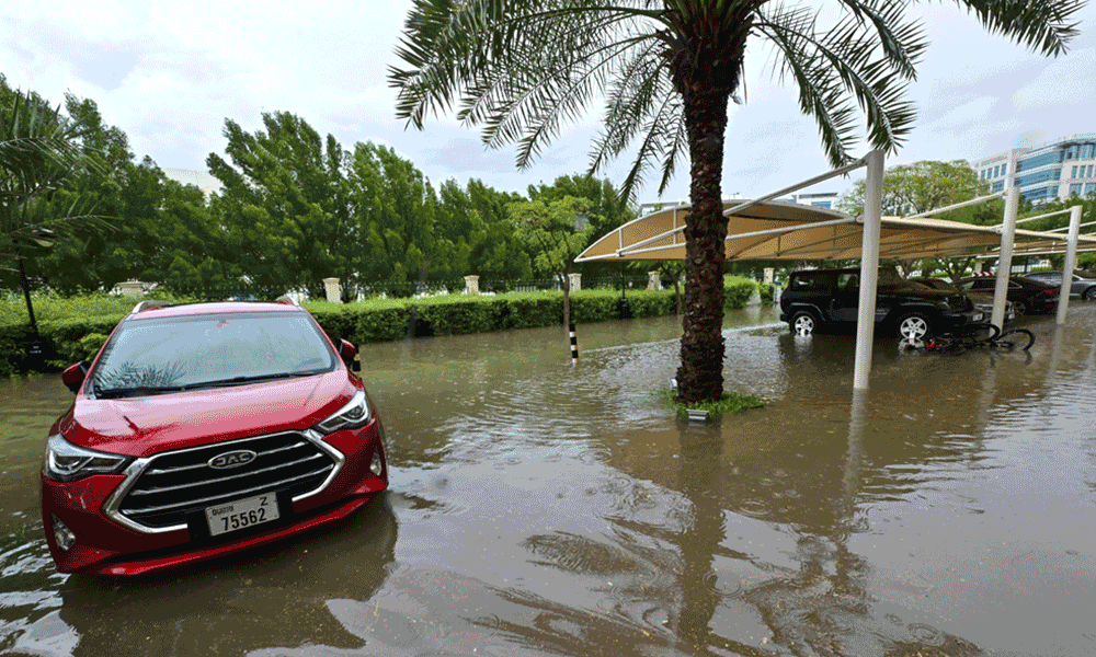In pictures: life in glitzy Dubai disrupted after record rain