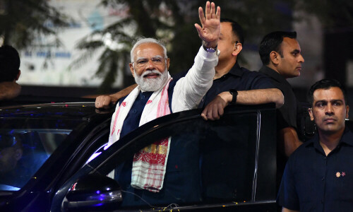 Just not cricket: Indian politicians bat for power