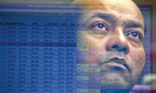 KSE-100 closes at record high near 71,000