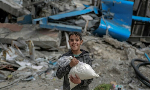 UAE launches relief operation in Gaza&rsquo;s bombed out second city