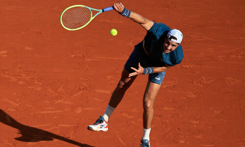 Struff dumps defending champ Rune out to reach Munich final