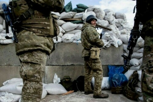 Russia claims advances near Chasiv Yar as Ukraine hails new aid
