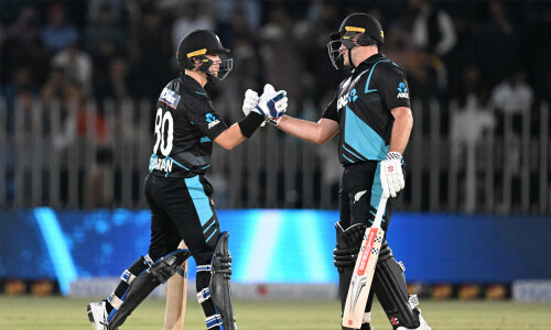 Chapman-inspired New Zealand shock Pakistan in third T20I