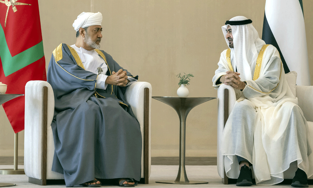UAE and Oman sign deals worth $35bn on state visit