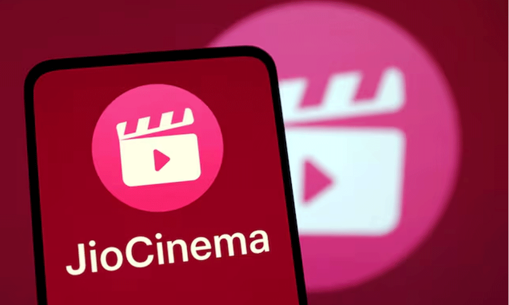 Ambani&rsquo;s JioCinema cuts subscription prices as India&rsquo;s streaming war heats up