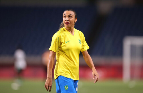Brazil great Marta to retire from international football at end of year