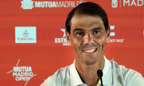 Rafael Nadal avenges loss to Alex de Minaur, advances in Madrid