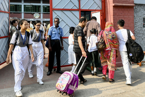 Bangladesh reopens schools despite heat alert