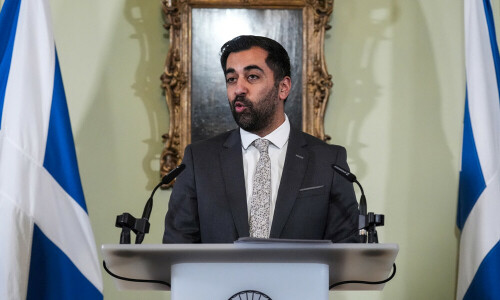 Scotland&rsquo;s first minister Yousaf quits after a year