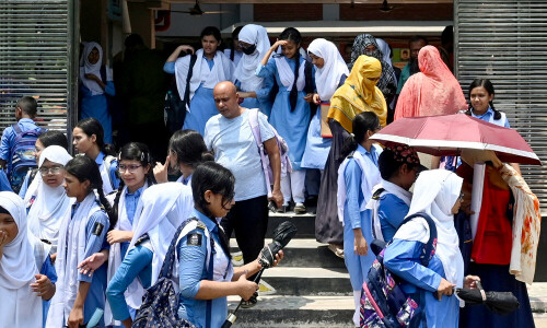 Bangladesh again closes schools nationwide due to heatwave