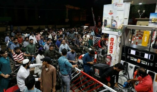 Govt reduces petrol price by Rs5.45, HSD’s by Rs8.42 per litre Govt reduces petrol price by Rs5.45, HSD’s by Rs8.42 per litre