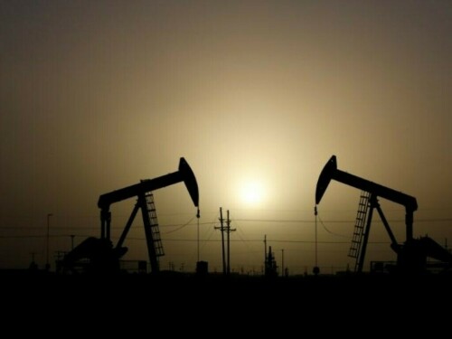 Oil falls to 7-week low on surprise build in US storage, Middle East ceasefire hopes