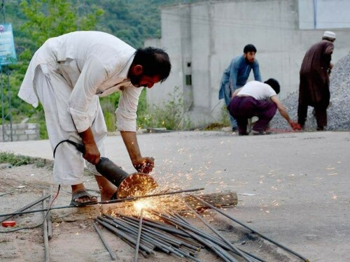 Labour Day: President Zardari, PM Shehbaz reiterate commitment to labourers&rsquo; welfare