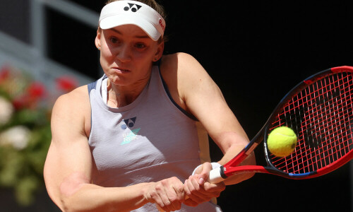 Rybakina rallies to make Madrid final