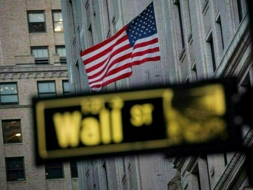US stocks flat as Starbucks, CVS Health tumble