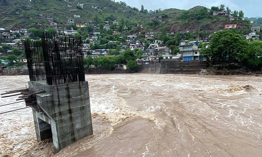 Pakistan records &lsquo;wettest April&rsquo; in more than 60 years