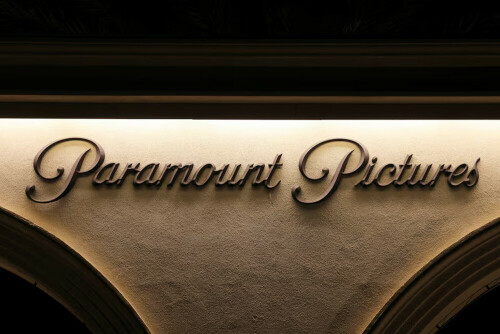 Paramount bidders await word from special committee evaluating options Paramount bidders await word from special committee evaluating options