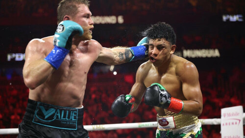 Undisputed champion &lsquo;Canelo&rsquo; Alvarez hands Munguia first defeat