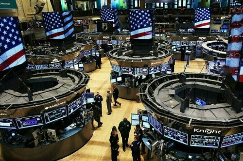 US stocks dip following mixed earnings US stocks dip following mixed earnings