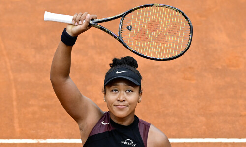 Osaka wins in Rome after three-year absence Osaka wins in Rome after three-year absence