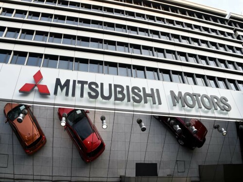 Mitsubishi Motors told to pay $1bn over US car crash