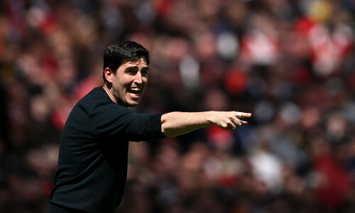 Bournemouth boss Iraola signs new contract
