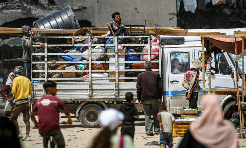 UN says nearly 450,000 displaced from Gaza&rsquo;s Rafah since May 6