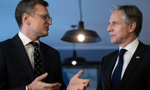 Blinken announces $2bn in Ukraine military aid in Kyiv