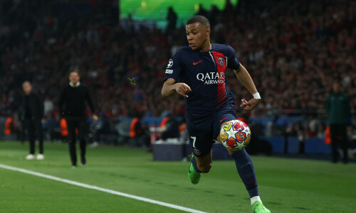 Mbappe sits out PSG trip to Nice