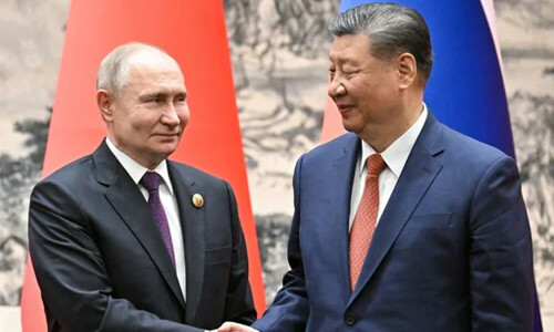 China &lsquo;can&rsquo;t have it both ways&rsquo; with Russia and West: US