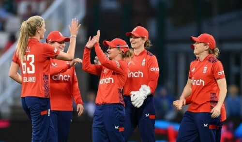 England women beat Pakistan in 3rd T20I to complete 3-0 whitewash