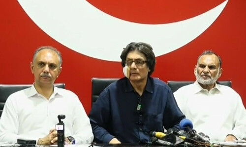 PTI calls for judicial commission to probe attack on Raoof Hasan