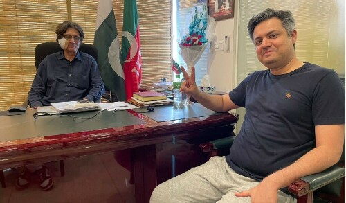 Police raids PTI Secretariat in Islamabad to arrest Hammad Azhar