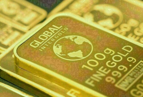 Gold eyes biggest weekly drop in nearly eight months