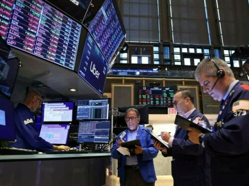 Wall St rises; Dow and S&P 500 set for weekly fall on inflation worries