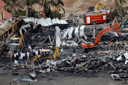 Four children among 27 dead in India amusement park fire