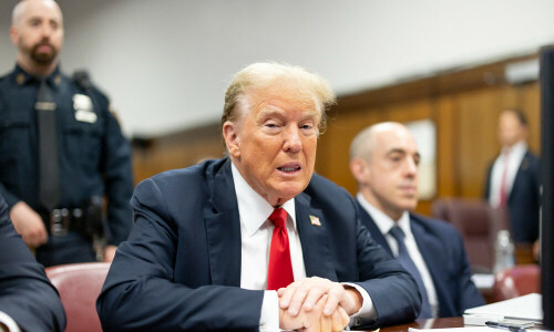 &lsquo;Dangerous day for America,&rsquo; Trump says as closing arguments begin